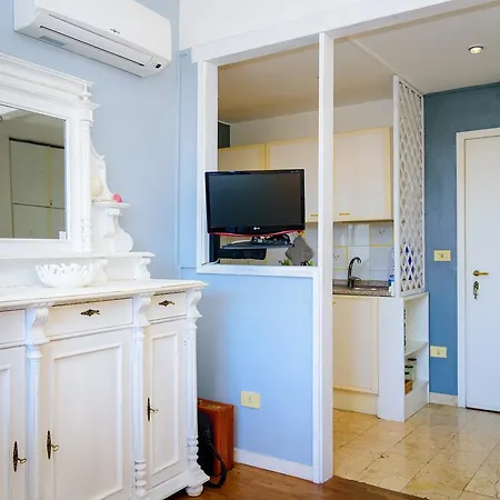 Lo Scoglio Apartment